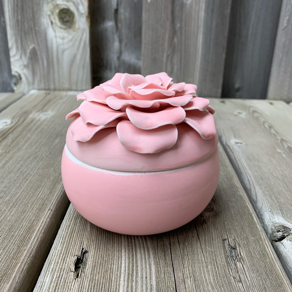 Charmed Aroma Blossom Candle No Jewelry